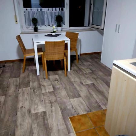 Ferien- Oder Monteurwohnung Stadtnah! Bad Oeynhausen Luaran gambar